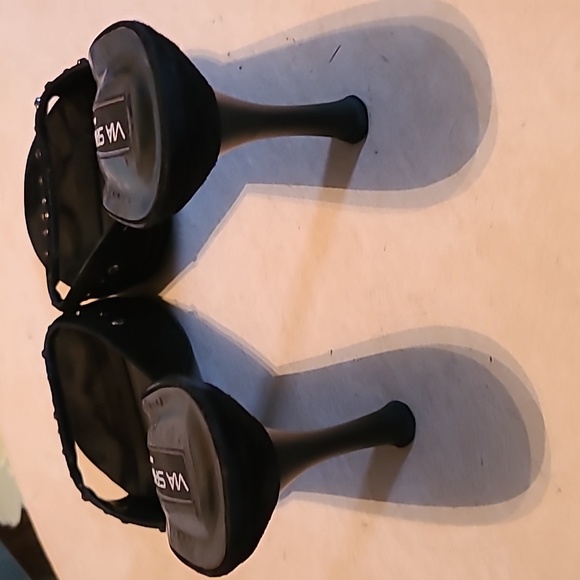 Via Spiga Black Heels, size 9M - Picture 3 of 4